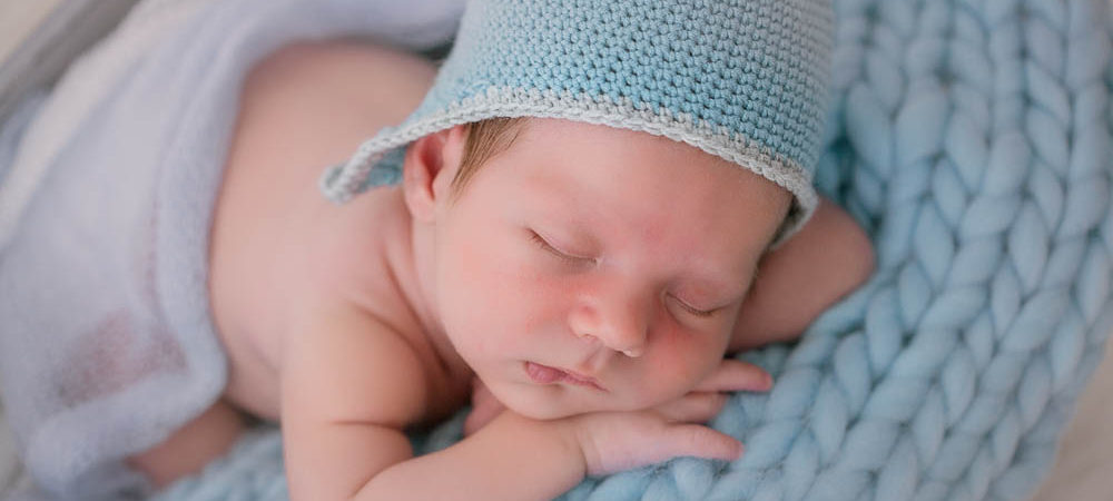 Fotografía de recién nacido en Sevilla. New born Nicolás.