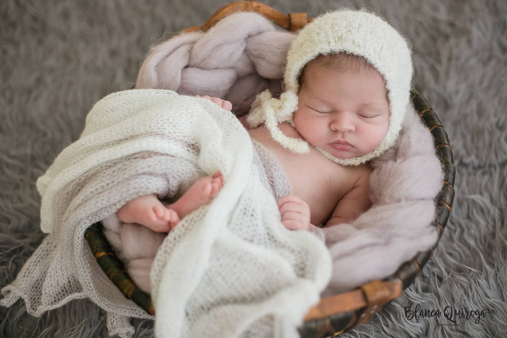 Blanca Quiroga fotografo. Fotografia de recien nacido, newborn, bebe en Sevilla.