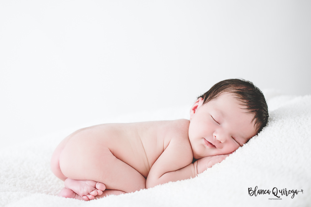 Blanca Quiroga fotografa. Fotografia recien nacido, newborn, bebe en Sevilla.