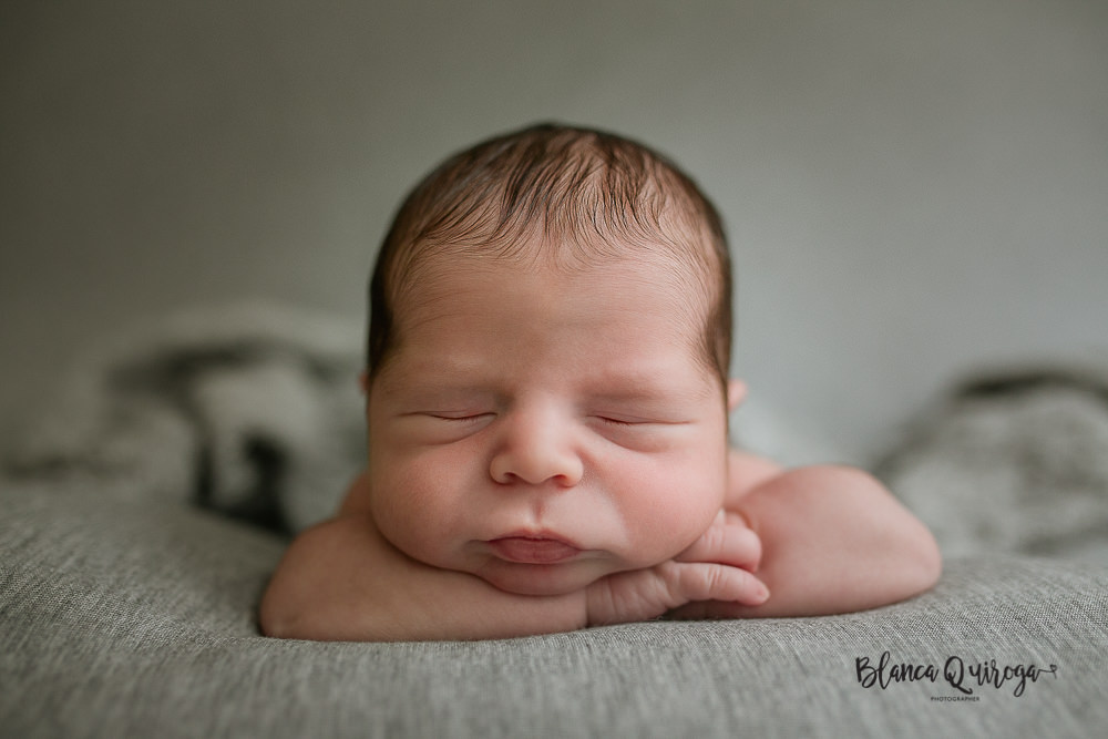 Blanca Quiroga. Fotografo de bebe, Newborn, recien nacido en Sevilla