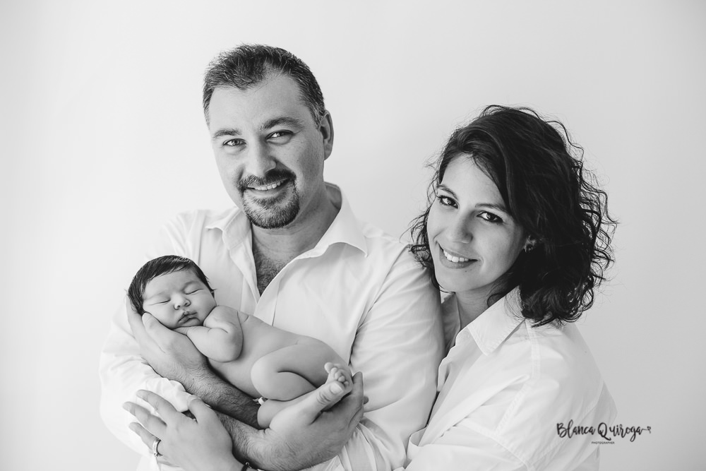 Blanca Quiroga Fotografo regine nacido, bebe y newborn en Sevilla