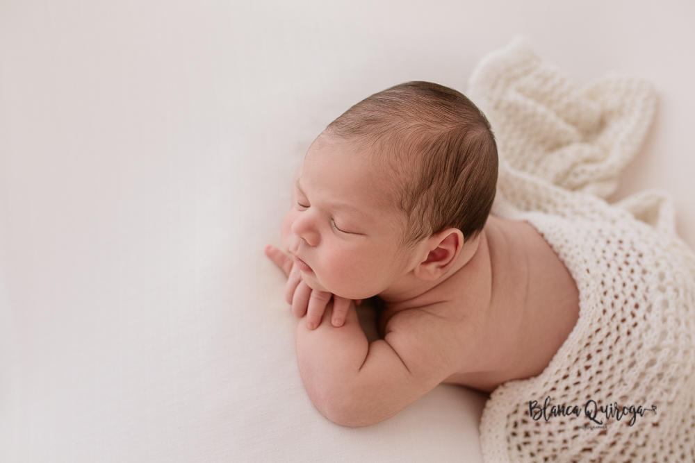 Blanca Quiroga. Fotografia bebe, Newborn, recién nacido sevilla