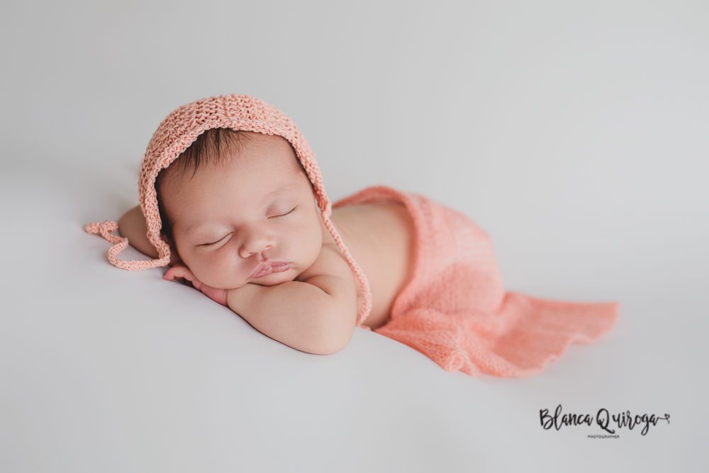 Blanca Quiroga. Fotografia de recién nacido, bebe, newborn estudio en Sevilla