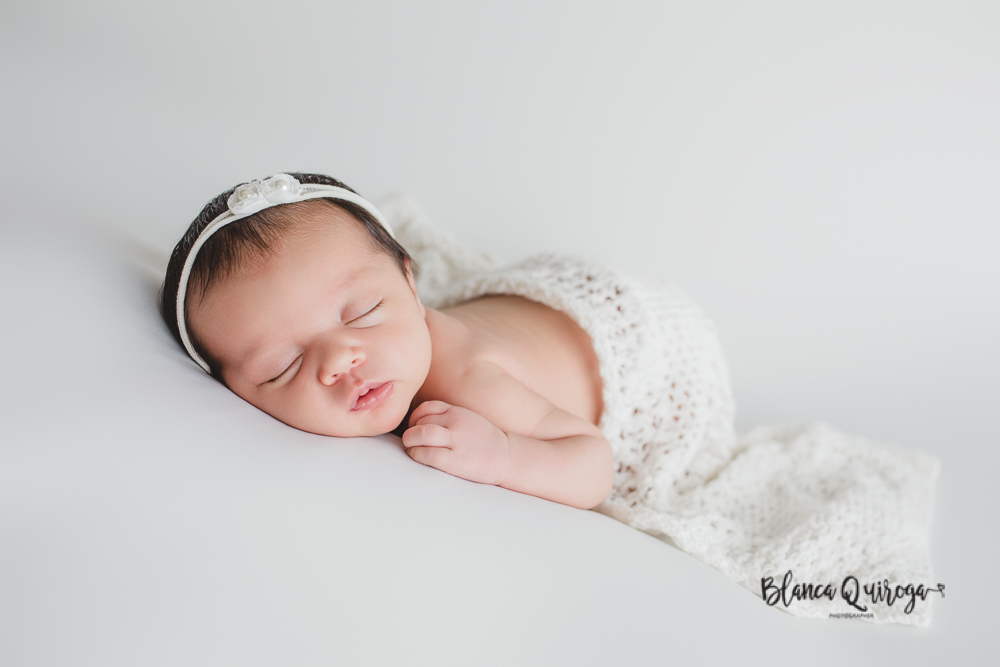 Blanca Quiroga. Fotografia de recién nacido, bebe, newborn estudio en Sevilla