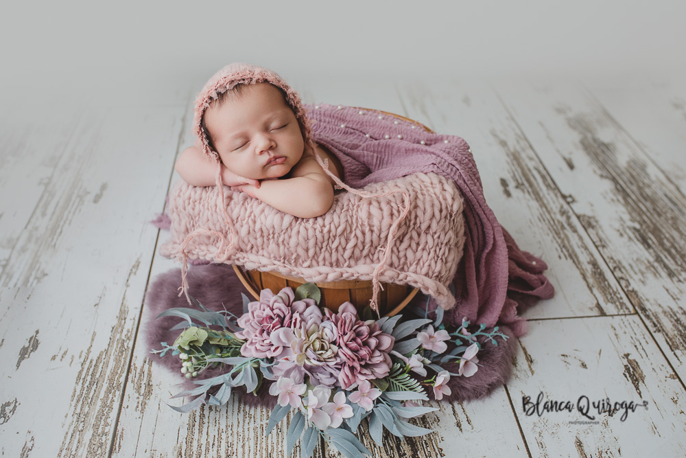 Blanca Quiroga. Fotografia de recién nacido, bebe, newborn estudio en Sevilla