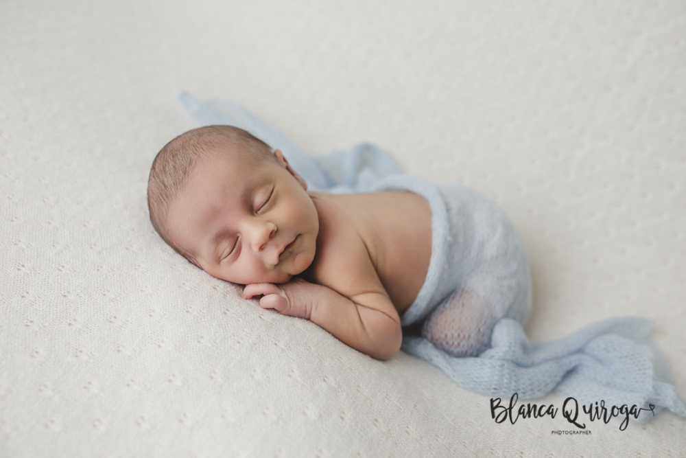 Blanca Quiroga. Fotografía Newborn, bebe, recién nacido en Sevilla