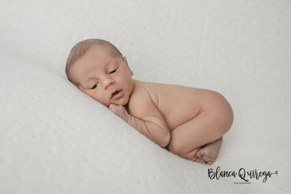 Blanca Quiroga. Fotografía Newborn, bebe, recién nacido en Sevilla