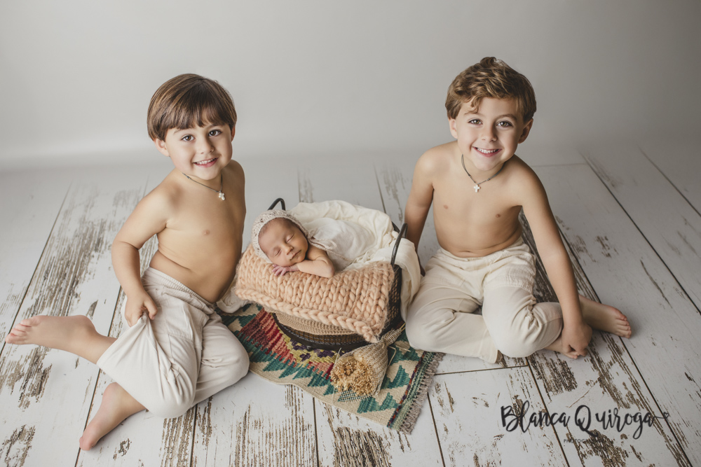 Blanca Quiroga. Fotografía Newborn, bebe, recién nacido en Sevilla