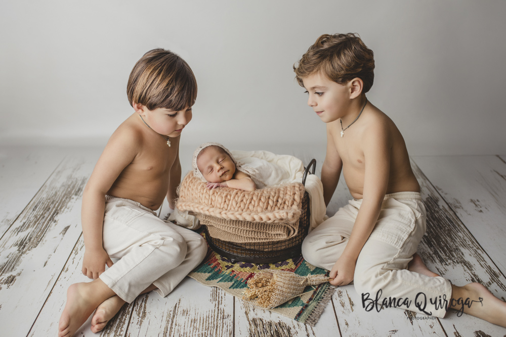 Blanca Quiroga. Fotografía Newborn, bebe, recién nacido en Sevilla