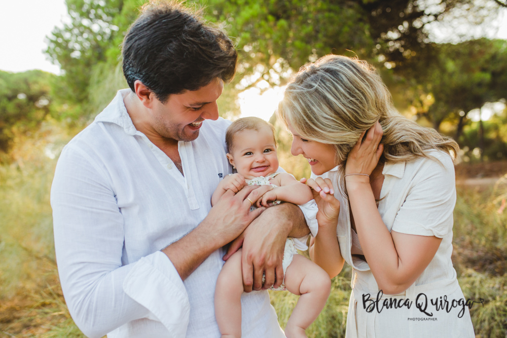 Blanca Quiroga. Fotografía de familia en la playa. Huelva.