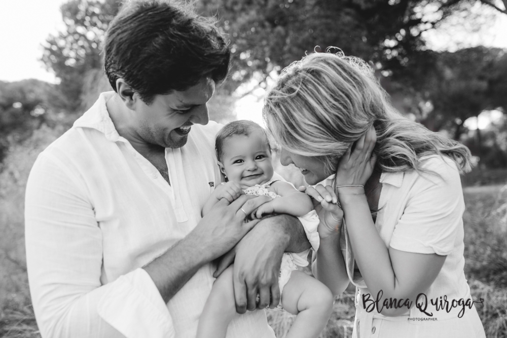 Blanca Quiroga. Fotografía de familia en la playa. Huelva.