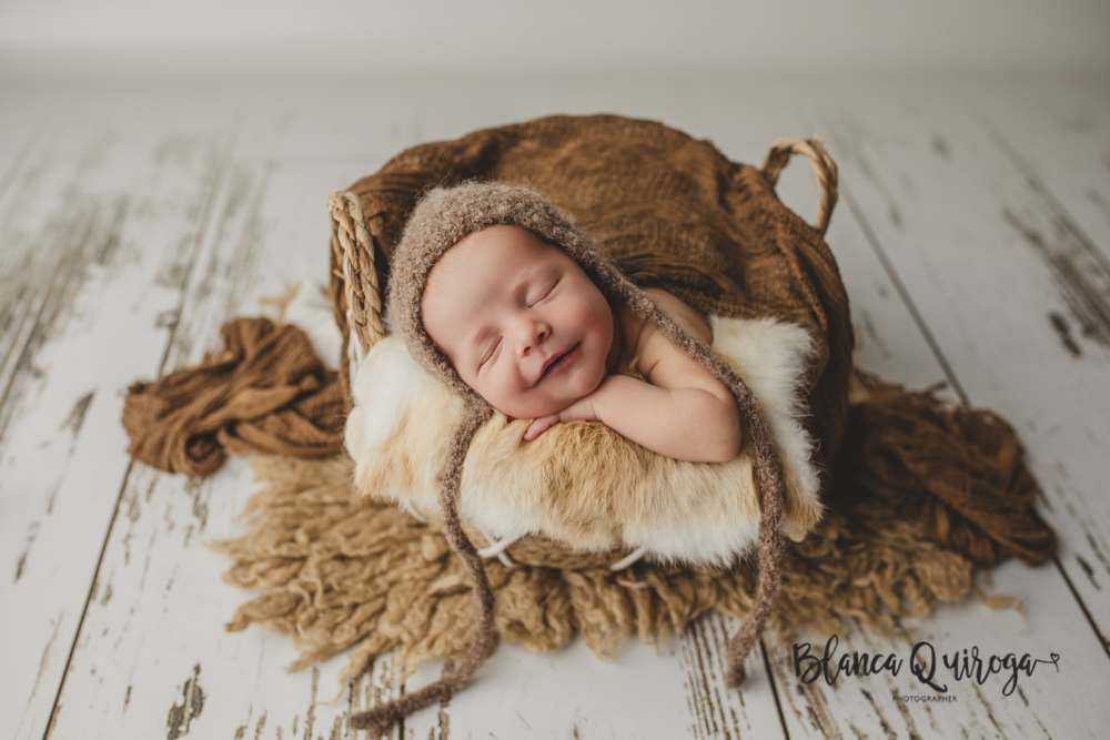 Blanca Quiroga. Fotografía recién nacido, Newborn, bebe, estudio en Sevilla