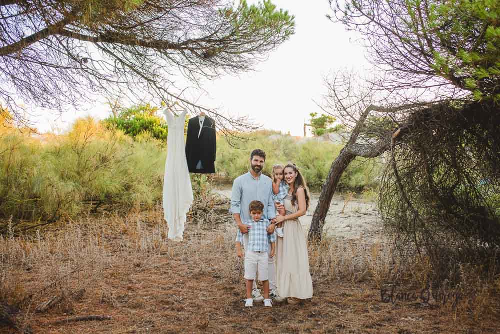 Blanca Quiroga. Fotografía familia en la playa. Huelva
