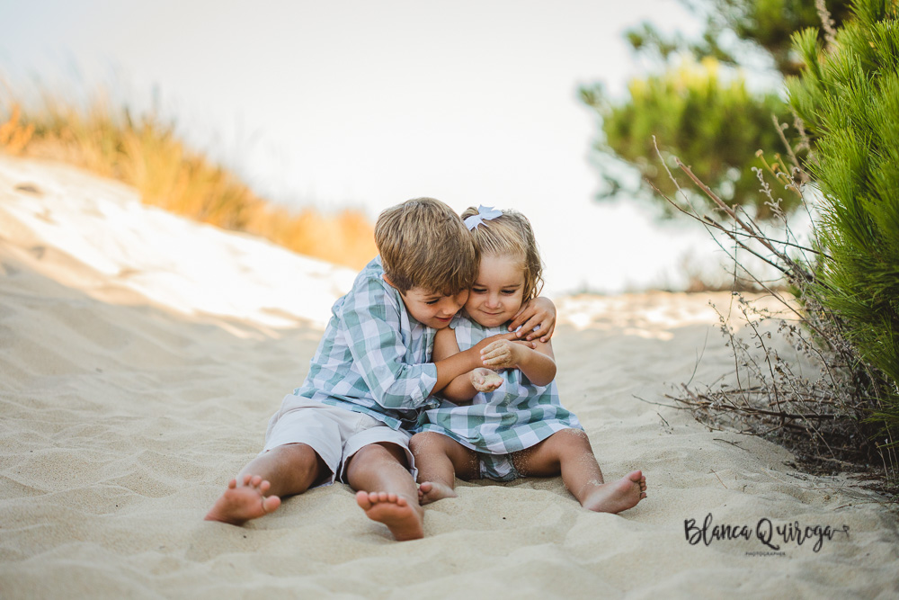 Blanca Quiroga. Fotografía familia en la playa. Huelva