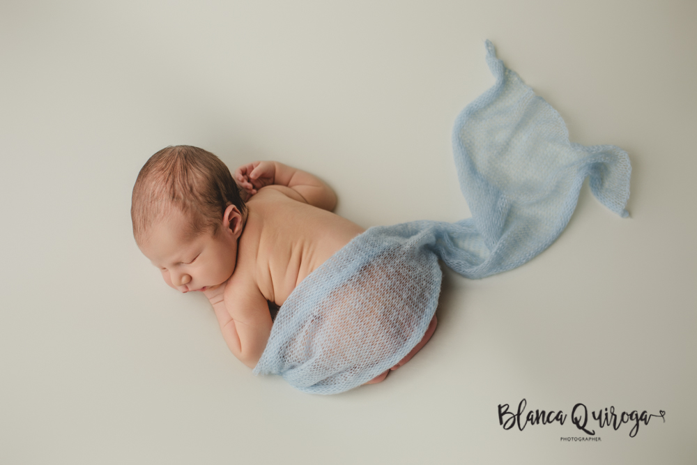 Blanca Quiroga. Fotografía bebe, recién nacido, Newborn estudio sevilla