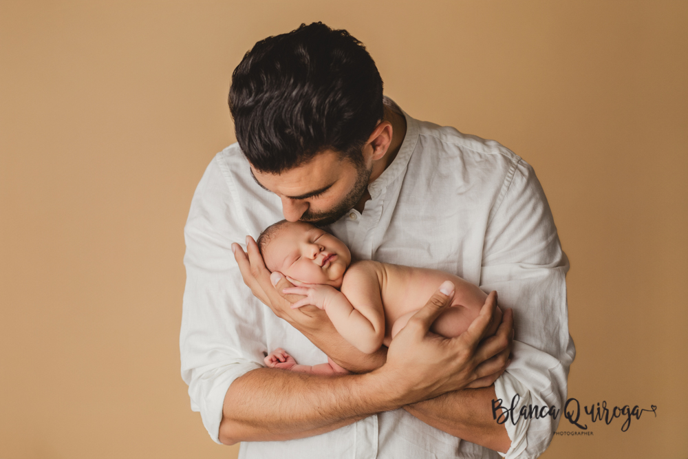 Blanca Quiroga. Fotografía bebe, recién nacido, Newborn estudio sevilla