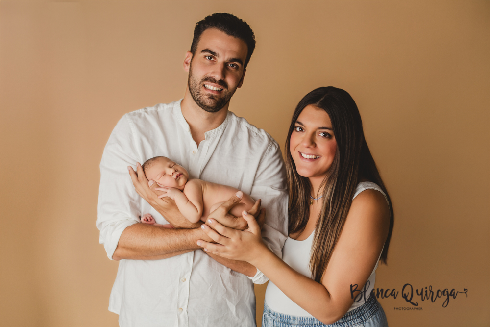 Blanca Quiroga. Fotografía bebe, recién nacido, Newborn estudio sevilla