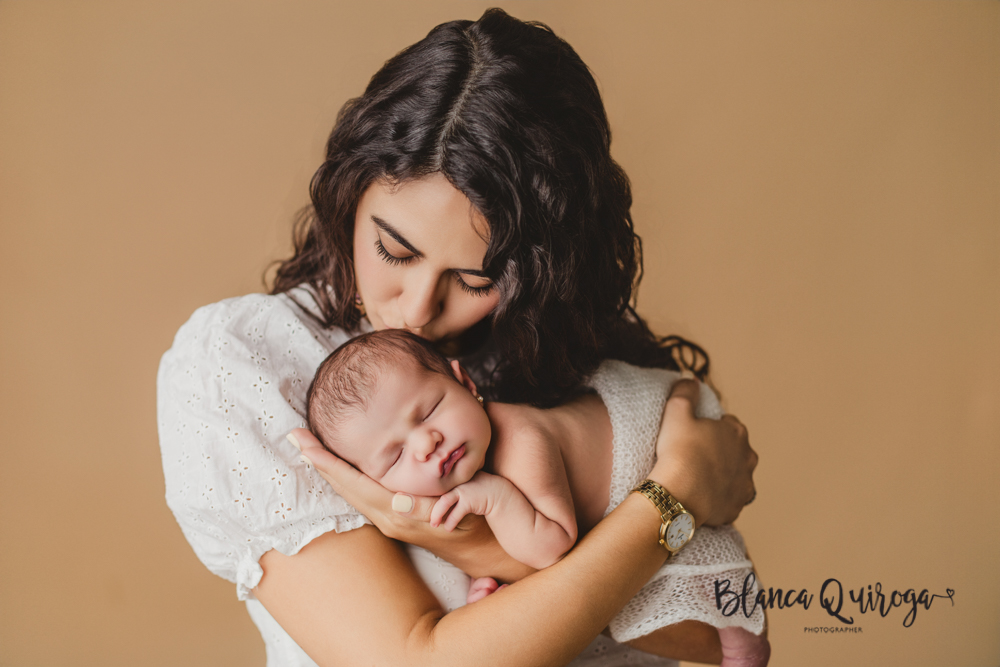 Blanca Quiroga. Fotografía de recién nacido en Sevilla