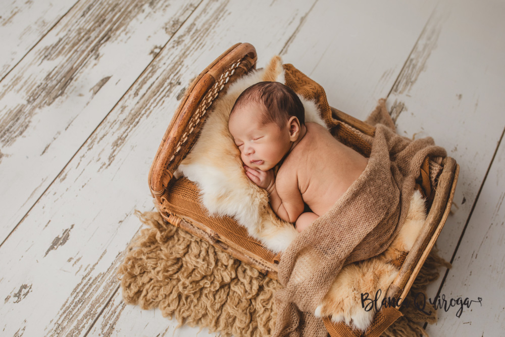 Blanca Quiroga. Fotografía de recién nacido en Sevilla