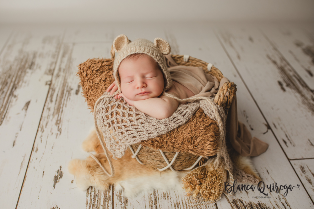 Blanca Quiroga. Fotografía de recién nacido en Sevilla