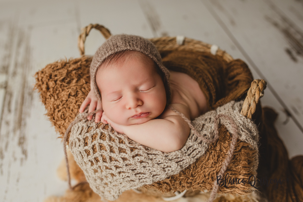 Blanca Quiroga. Fotografía de recién nacido en Sevilla