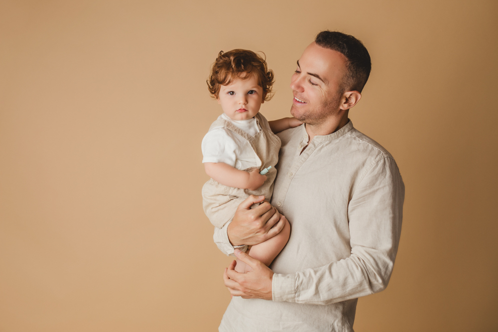 BlancaQuiroga. Fotografía seguimiento 1º año bebé en estudio en Sevilla