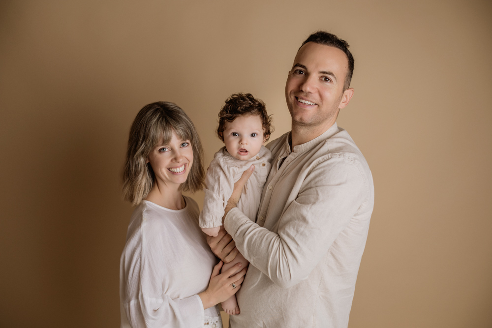 BlancaQuiroga. Fotografía seguimiento 1º año bebé en estudio en Sevilla