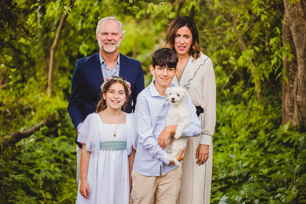 Blanca Quiroga. Fotografía comunión parque Oromana. Sevilla