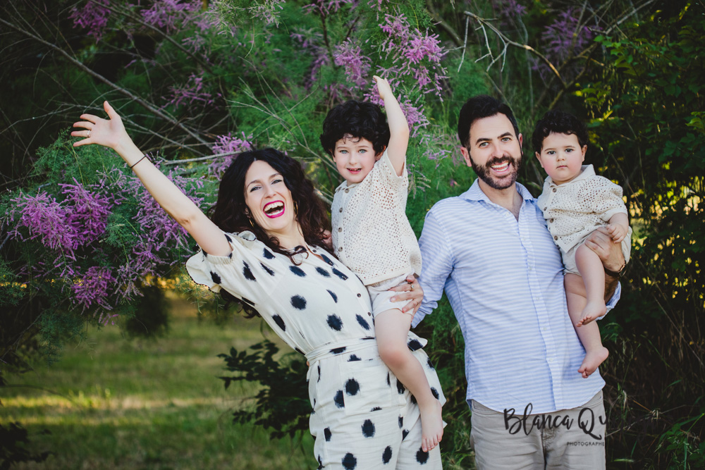 Blanca Quiroga. Fotografía familia exteriores Sevilla