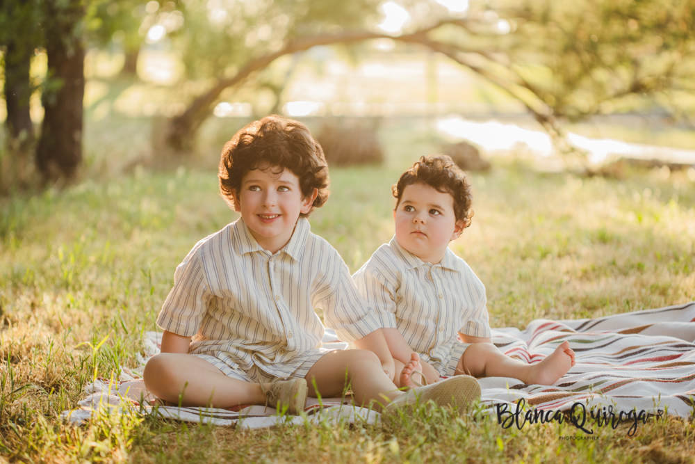 Blanca Quiroga. Fotografía familia exteriores Sevilla