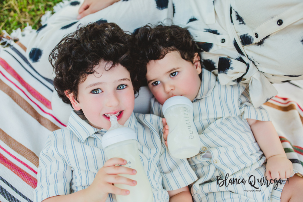 Blanca Quiroga. Fotografía familia exteriores Sevilla