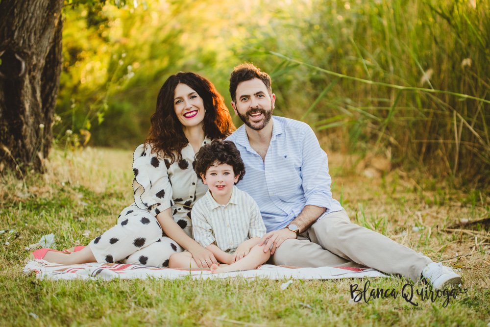 Blanca Quiroga. Fotografía familia exteriores Sevilla